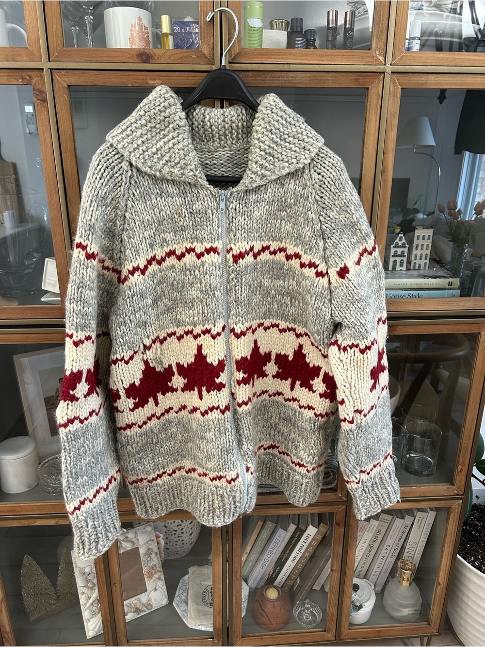 Vintage Handmade Knitted 100% Wool Chunky Zip-Up Canada Leaf Nordic Knit Sweater - Picture 2 of 14